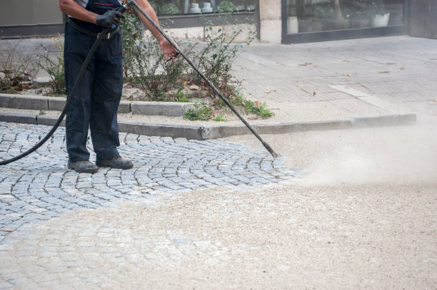 Best Gutter Cleaning  in Ontario, OH
